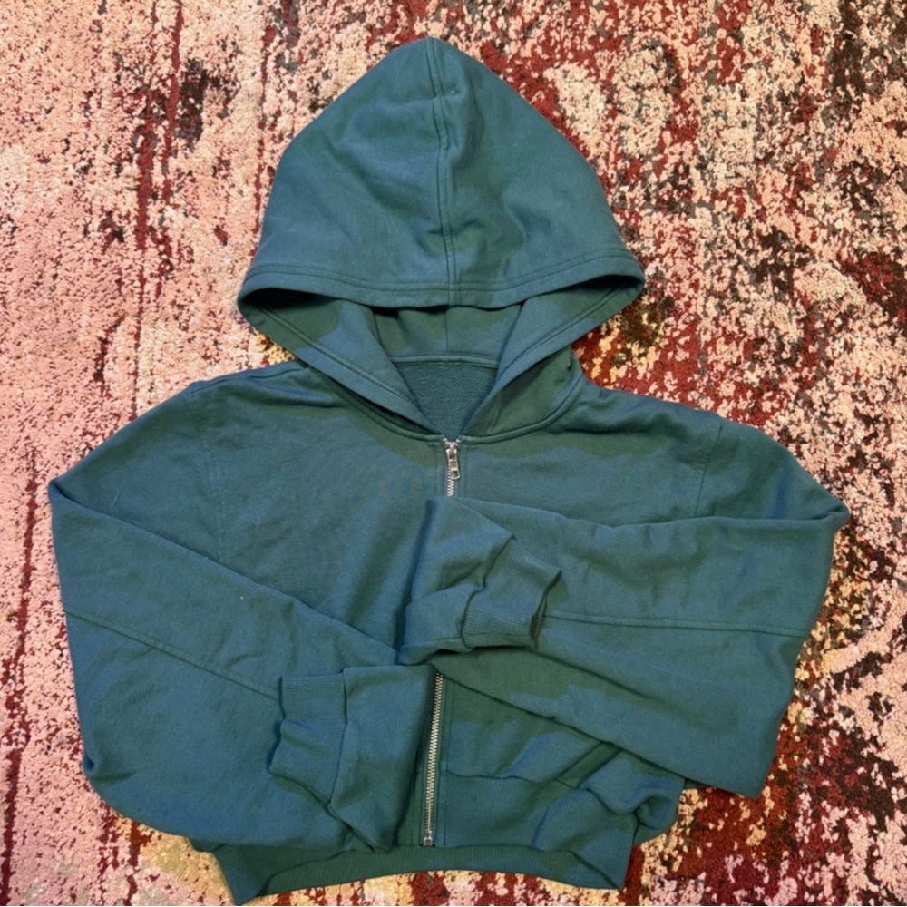 ALO Yoga winter ivy green Hoodie